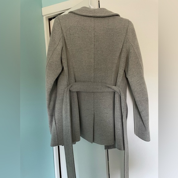 Wool/ cashmere blend pea coat - Picture 2 of 7